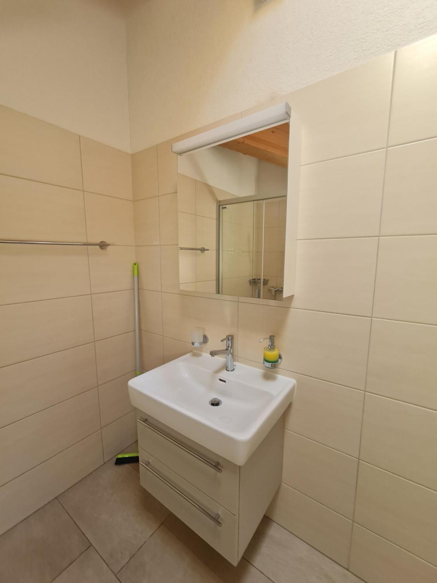 Апартаменти Jungfrau Penthouse - Aare Jungfrau Ag Вільдерсвіль Екстер'єр фото